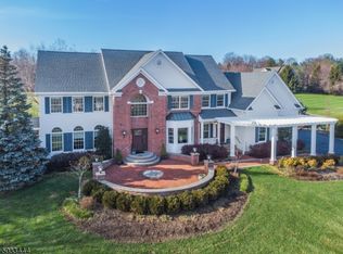 3 Old Mine Drift, Chester, NJ 07930