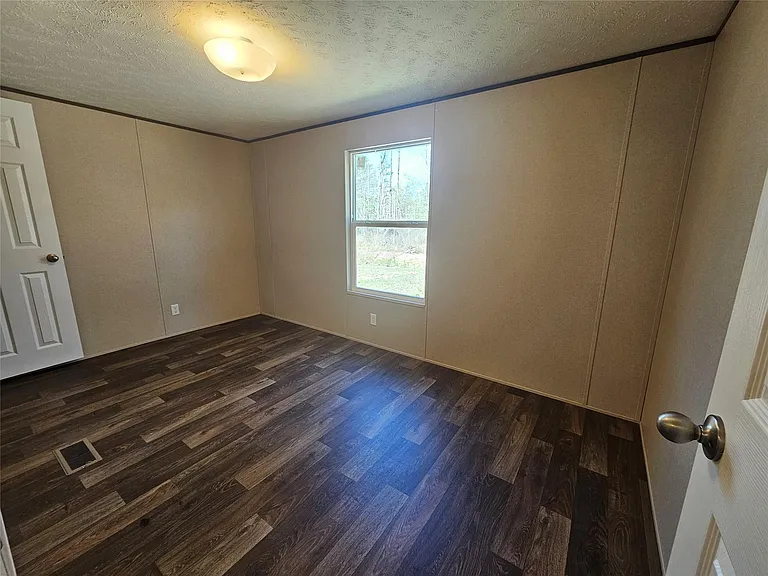 16299 Crockett Martin Estates Dr — Photo 24