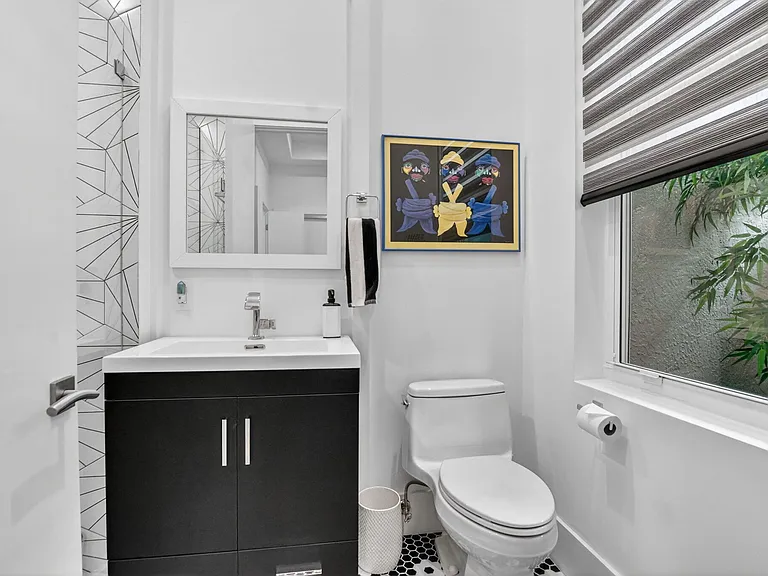 7843 Villa D Este Way — Photo 23