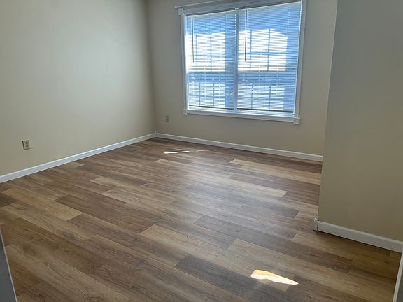 5th image of 2227 H St