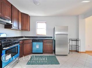2160 33rd St APT 5A, Astoria, NY 11105
