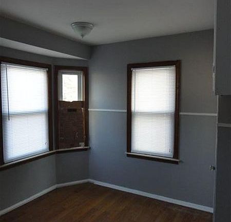 1102 Grove Royal Oak 008