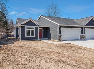 163 Creek Dr, Hart, MI 49420