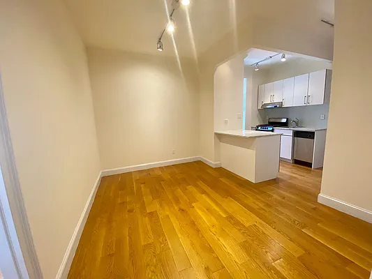 Rented by Landmark Resources | media 8