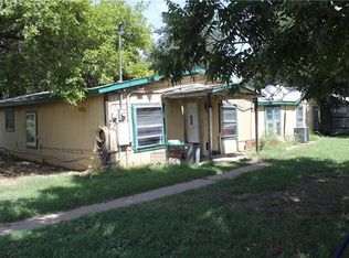 212 SW 25th St, Mineral Wells, TX 76067