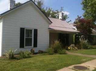 325 E Woodford St, Lawrenceburg, KY 40342
