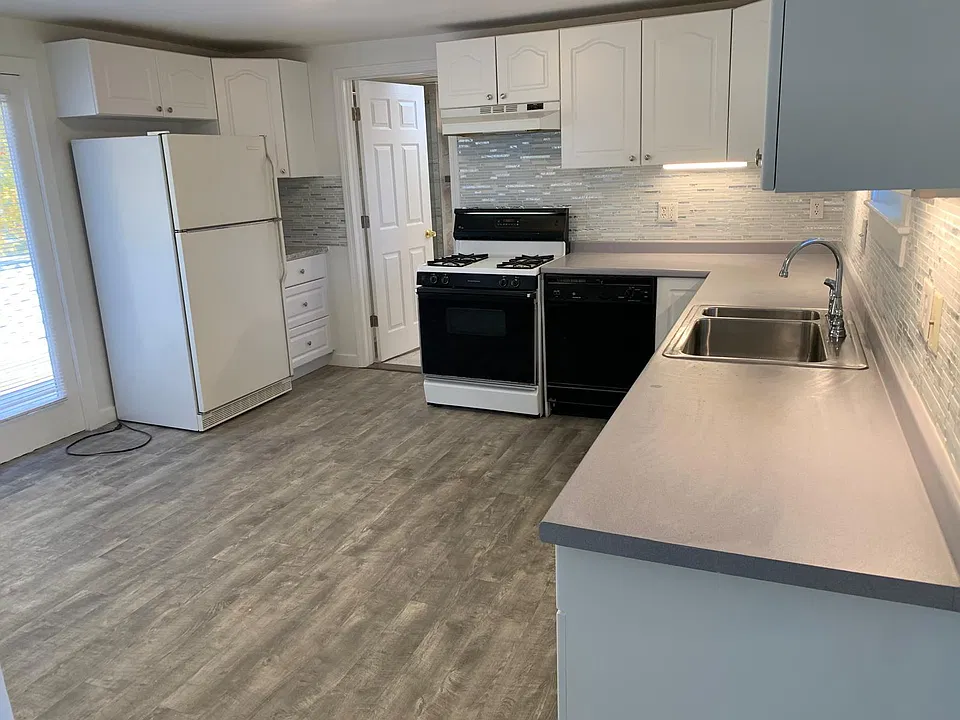 6 Concord St #2