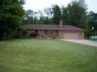 416 Hawthorne Trl, Cortland, OH