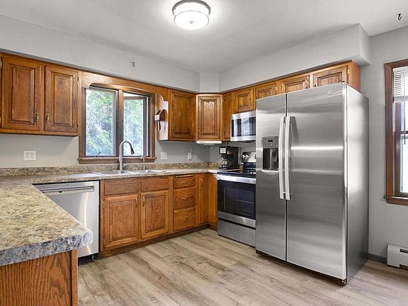 3rd image of 6909 N Townline ROAD
