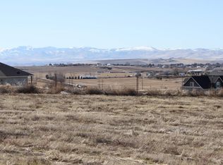 8053 Summit Ridge Dr, Nampa, ID 83686