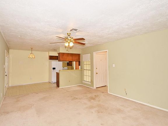 4th image of 6512 Bramley Dr