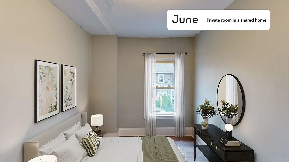 Full bedroom in 7 bed/2 bath home in Allston #1505 B — Photo 1