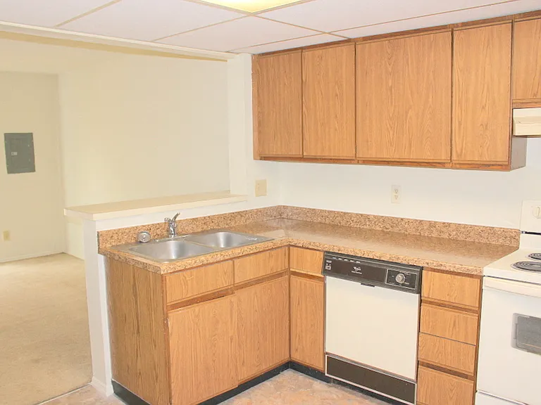 9735 Nettleton Park — Photo 7