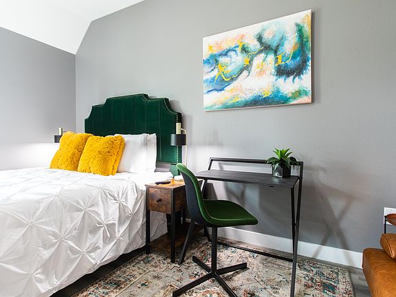5th image of 1811 Adams Ave #7