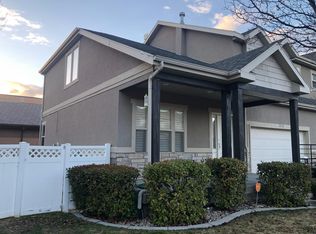 8752 S Leafwood Ln, Sandy, UT 84094