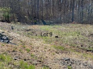 Forest Oak Ln, Jefferson, NC 28640