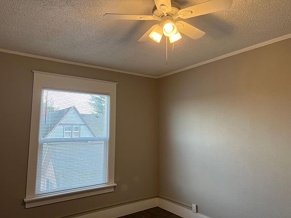 4th image of 315 N G St APT 303