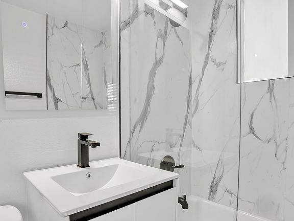 4th image of 7315 Carlyle Ave APT 1