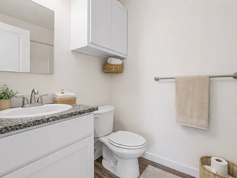 Midway Townhomes — Photo 23