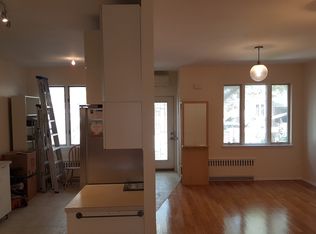 2320 E 28th St #2, Brooklyn, NY 11229