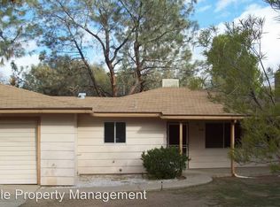 400 Rio Vista Dr, Kernville, CA 93238