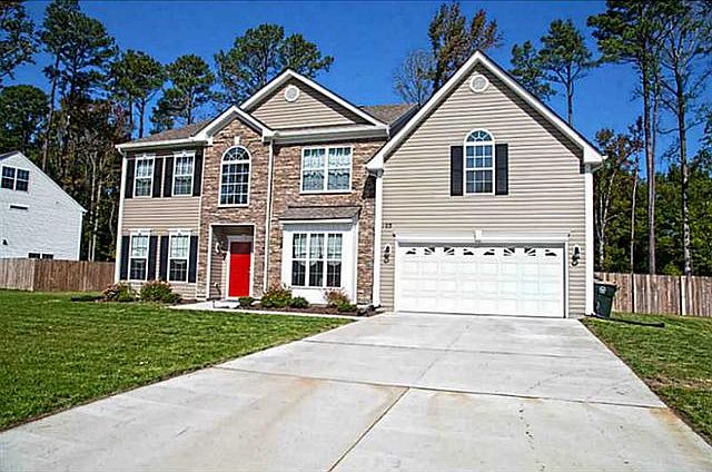 1st image of 103 Dartmouth Dr
