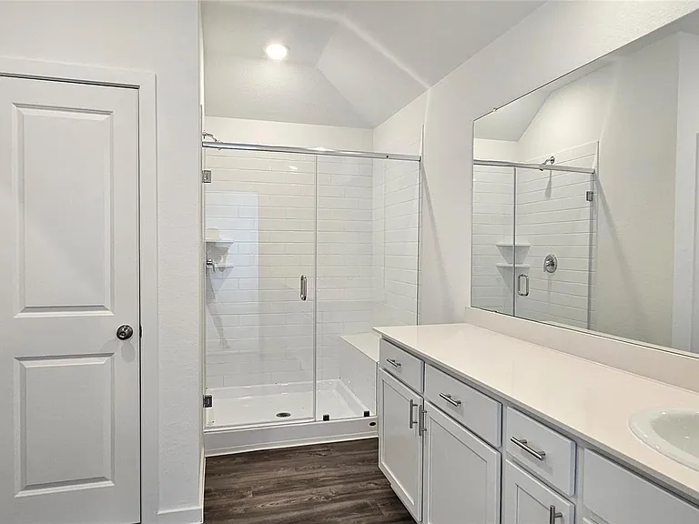 9918 Lockridge Manor Dr — Photo 13