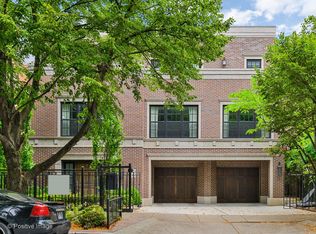 850 W Willow St, Chicago, IL 60614