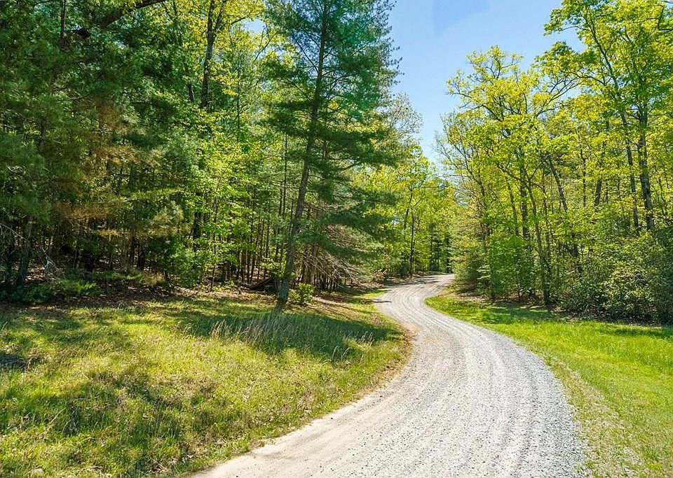 1st image of 35 Spring Camp Rd
