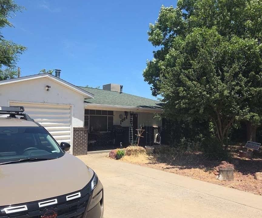 1st image of 1004 Maricopa Pl