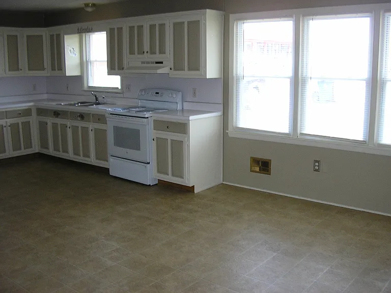 909 Cabell Dr #A — Photo 12