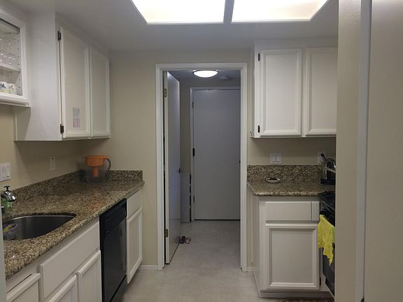 3rd image of 18956 Sara Park Cir