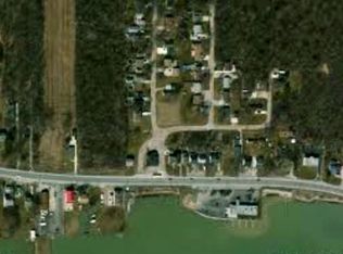 Lake Park Ave, Fair haven, MI 48023