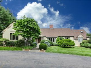 27 Keelers Ridge Rd, Wilton, CT 06897