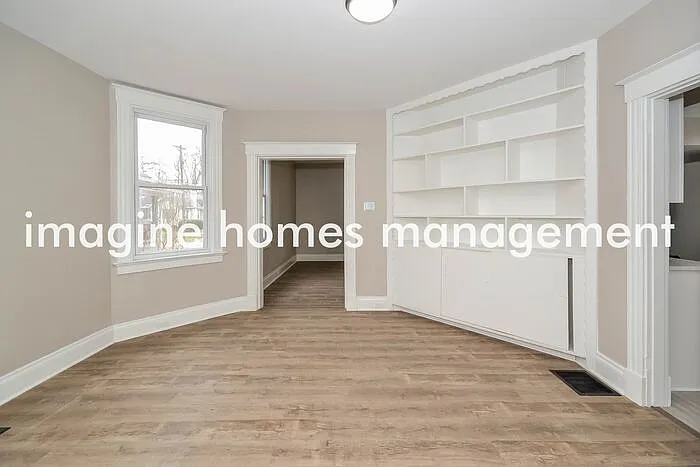 4 bed, 2.0 bath, 1844 sqft, $2,695 — Photo 3