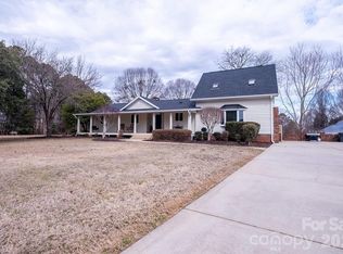 8623 McIlwaine Rd, Huntersville, NC 28078