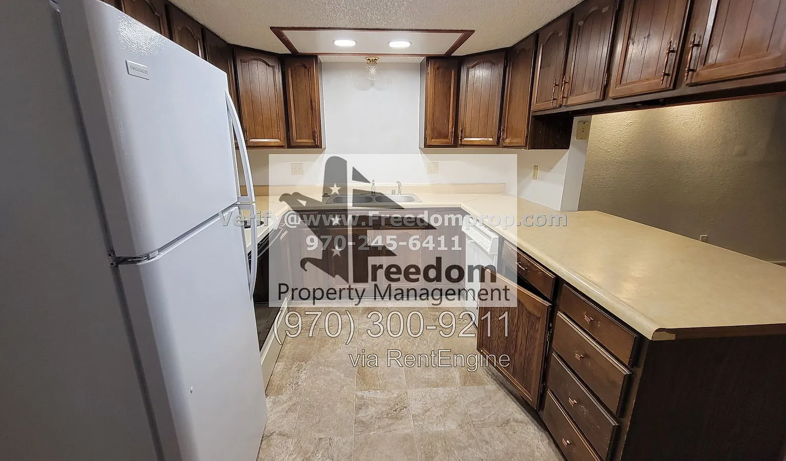 2 bed, 1.5 bath, 1124 sqft, $1,550 — Photo 4
