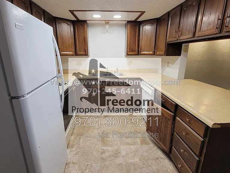 2150 College Pl #21 — Photo 5
