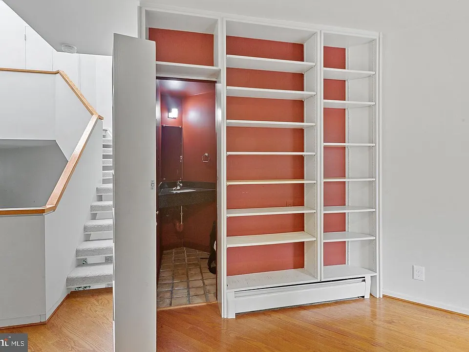 2415 I St NW