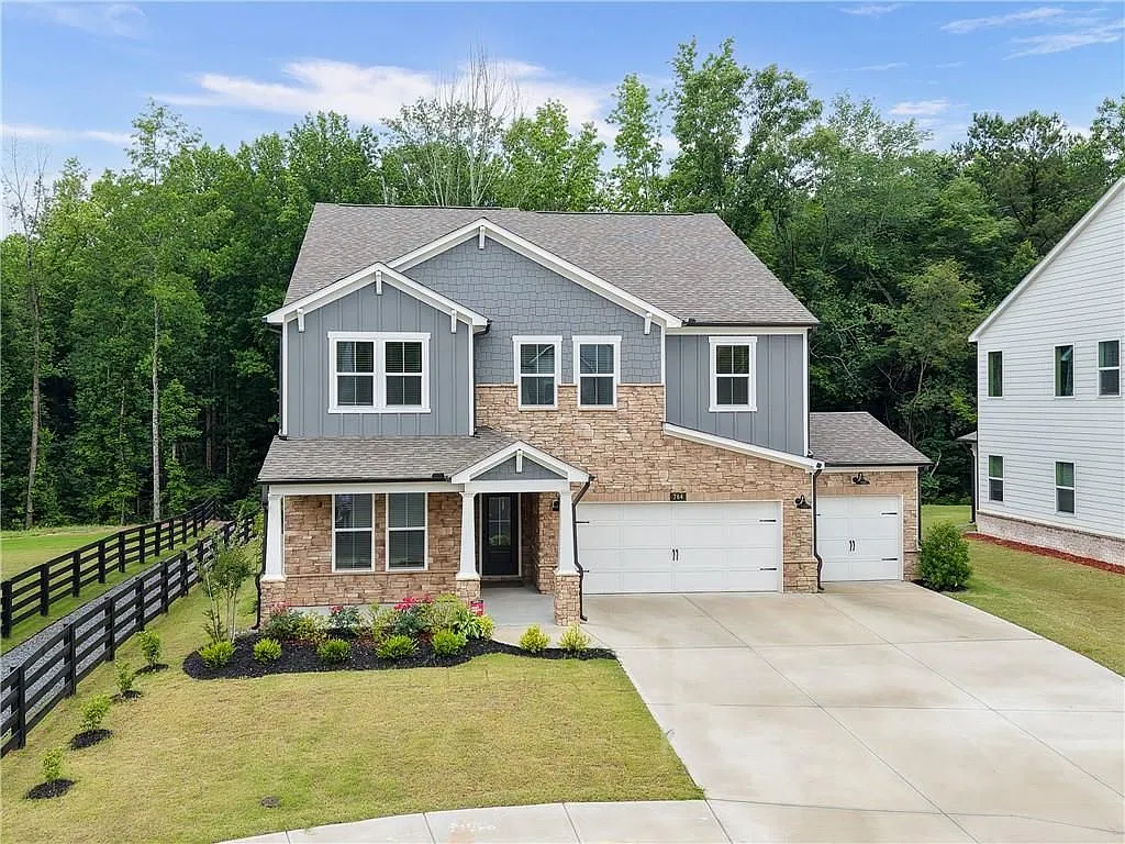 5 bed, 4.0 bath, 3421 sqft, $2,500 — Photo 1
