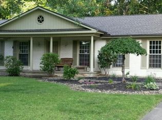 5855 Sampson Dr, Girard, OH 44420