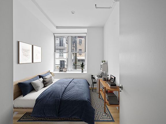 2nd image of 347 Lorimer St #1I