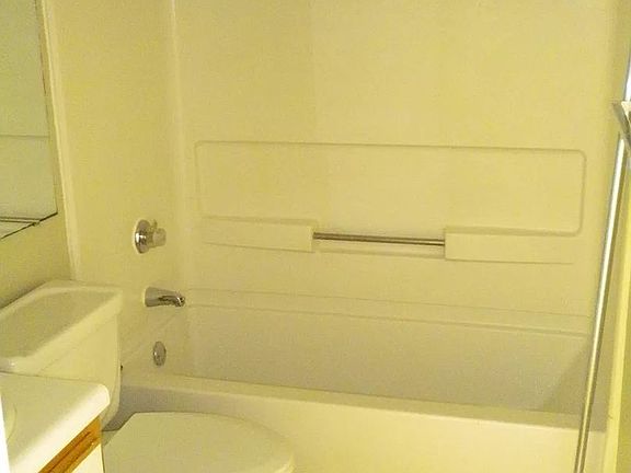 4th image of 1241 University Ct