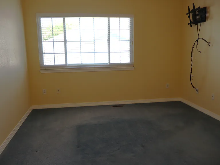 1419 Red Mountain Dr #3 — Photo 5