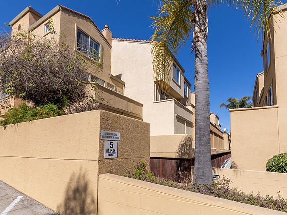4th image of 1690 Civic Center Dr APT 704