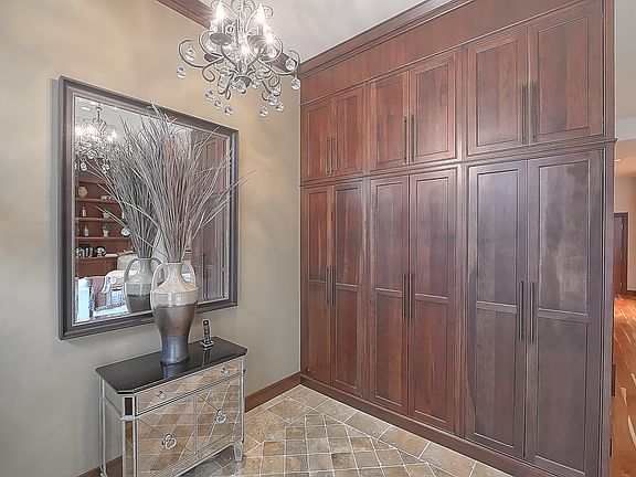 2nd image of 10630 NE 9th Pl