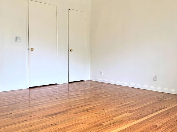 4th image of 1643 Colby Ave #3