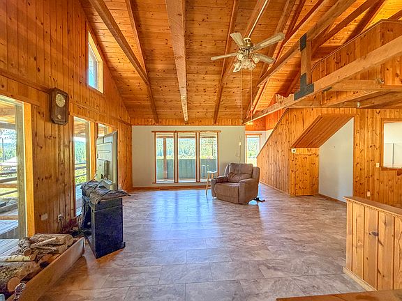 5th image of 2098 Marble Valley Basin Rd