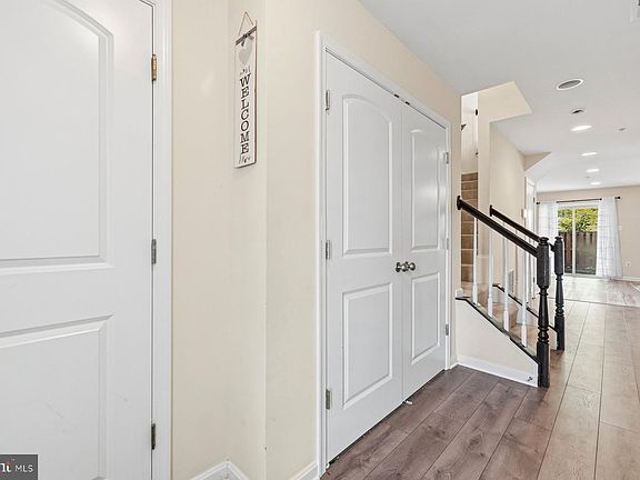 4th image of 1108 Carinoso Cir