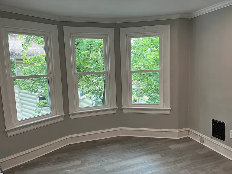 409 Newton Ave #2 — Photo 9